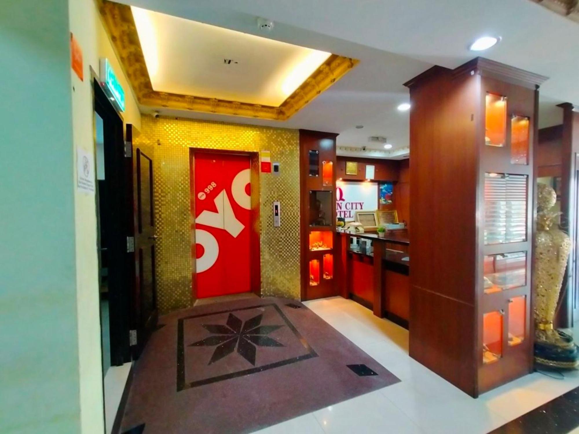 Super Oyo 998 Queen City Hotel George Town Exterior foto