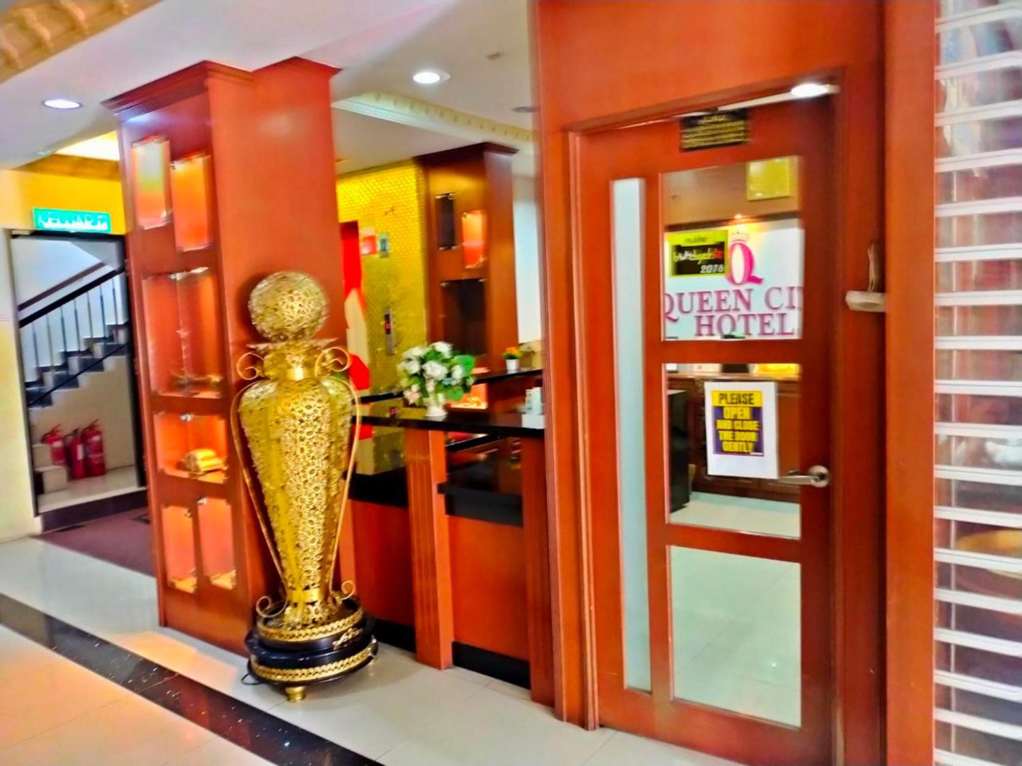 Super Oyo 998 Queen City Hotel George Town Exterior foto