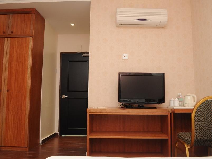 Super Oyo 998 Queen City Hotel George Town Exterior foto